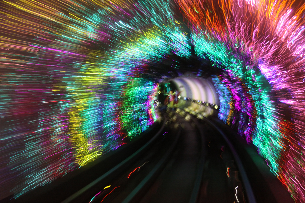 Bund Sightseeing Tunnel, Shanghai metro2.jpg