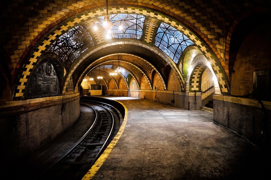 City Hall Station_New York metro.jpg