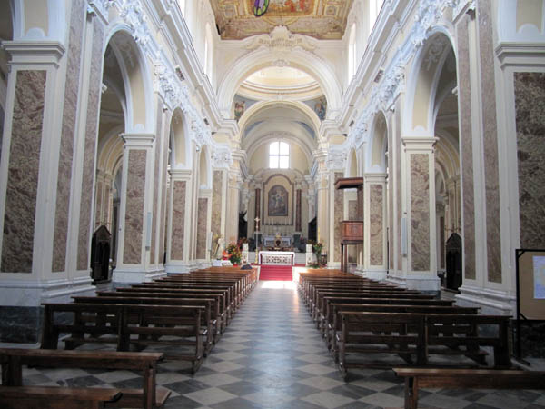 Duomo Sant'Agata de Goti.jpg