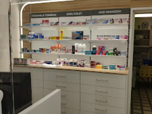 Referenciaképek - Gyógyszertárak