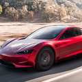 A Tesla tudja mivel küldi nyugdíjba a benzines autókat