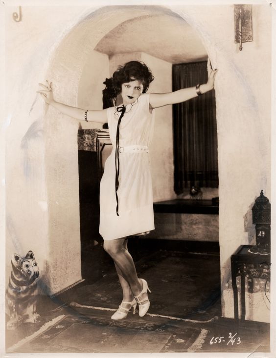 clara_bow_hanging_out_in_her_hollywood_home_circa_1927.jpg