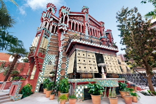 Csempéből alkotott maradandó szépség a Casa Vicens