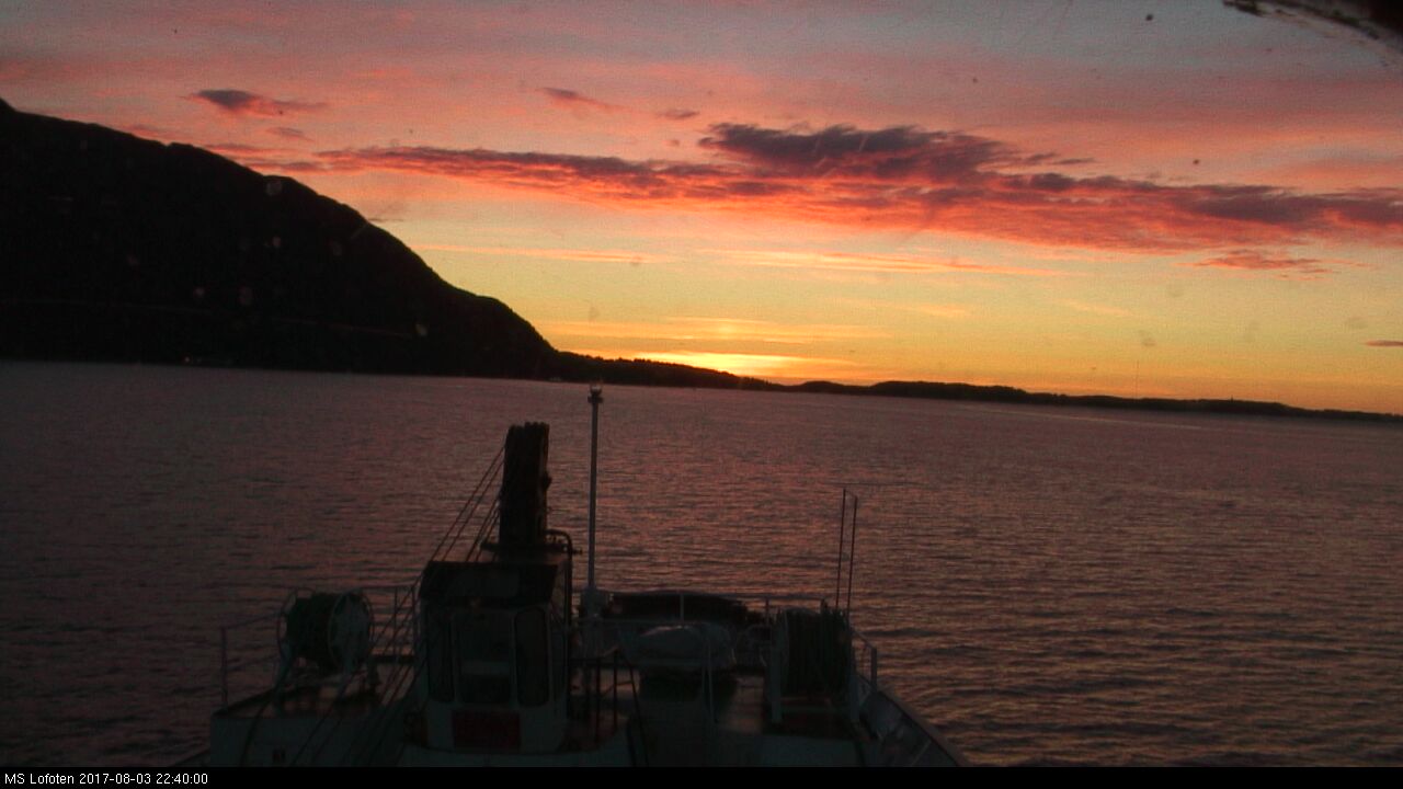 lofoten--2017-08-03-22-45-01.jpg