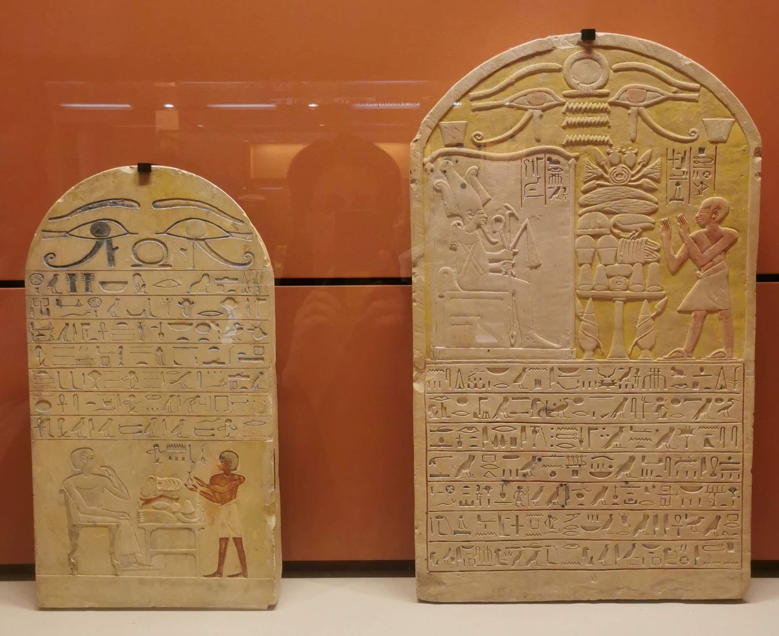 Egyiptomi hieroglifás kőtáblák.
