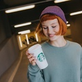 Berobbant a TikTok világába a Starbucks