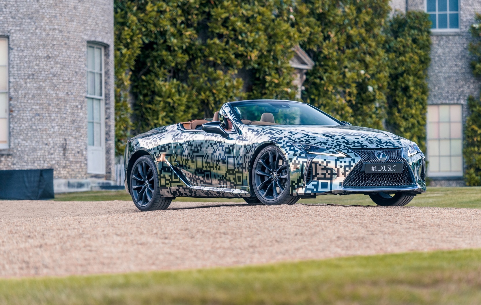 lexus_lc_convertible_goodwood_8.jpg