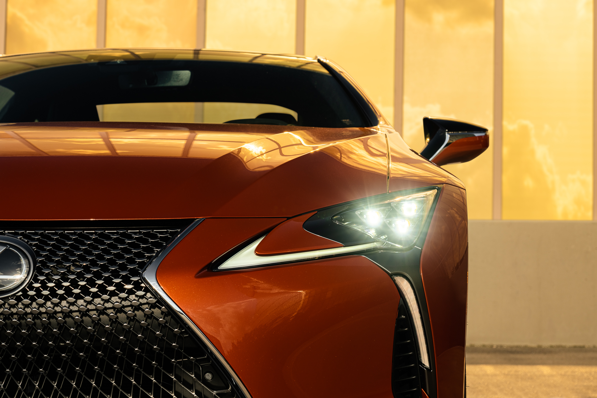 lexus_lc_karneol_4_1.jpg