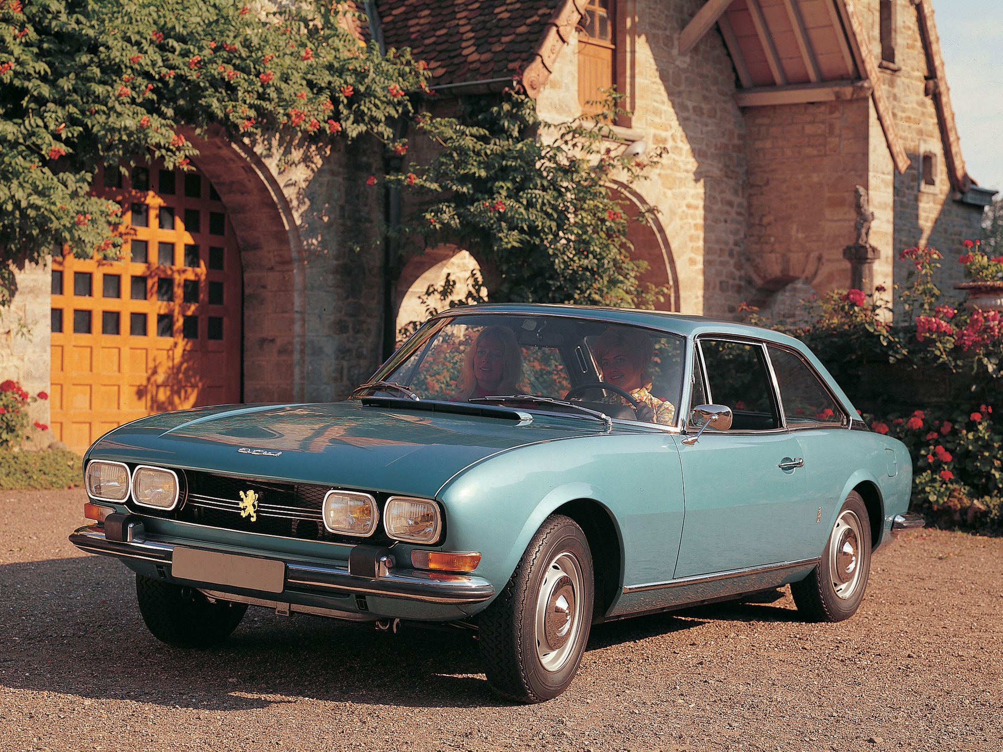 peugeot_504_coupe_22.jpg
