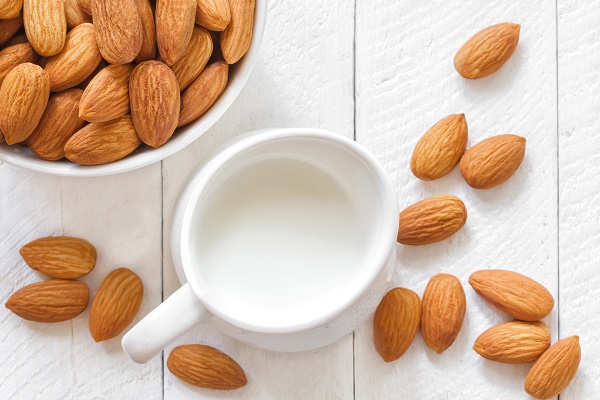 almond-milk.jpg