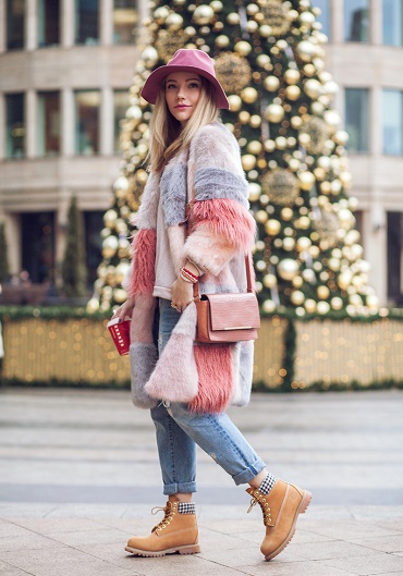 faux-fur-coat-with-timberland-boots-bmodish.jpg