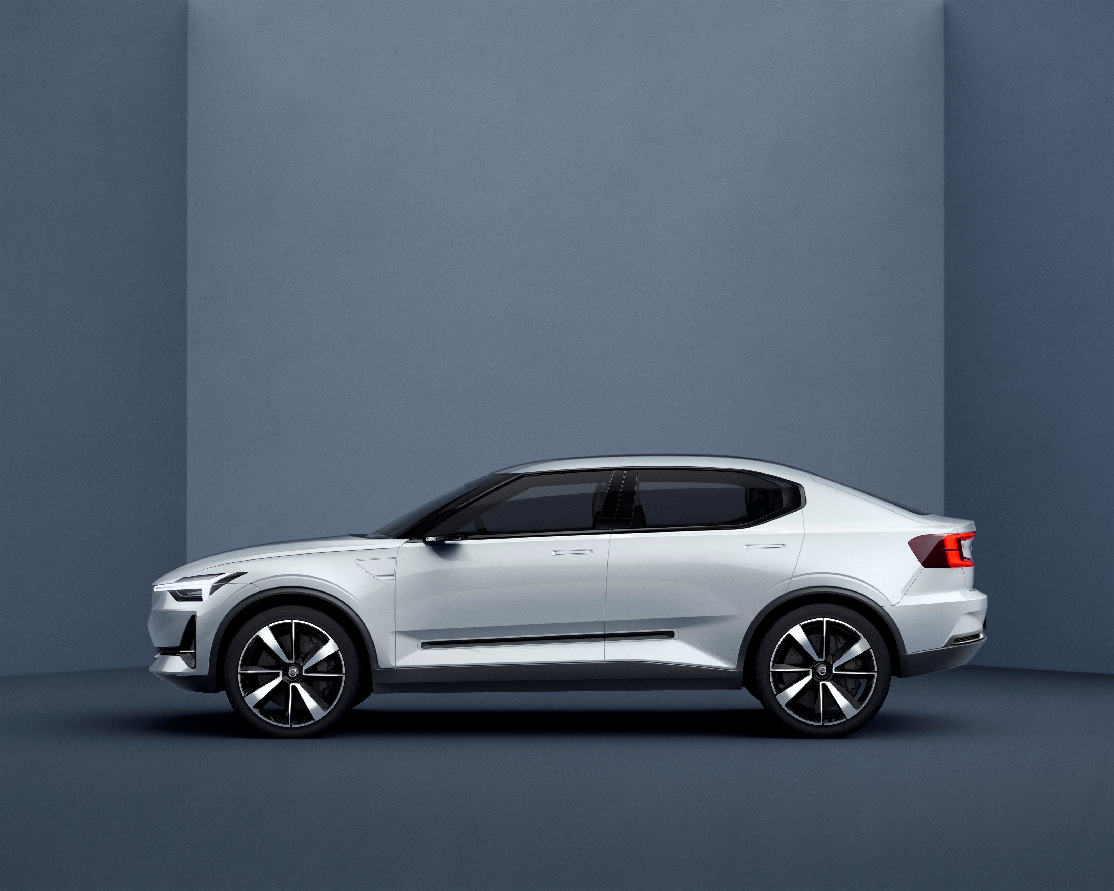 190843_volvo_concept_40_2_profile.jpg