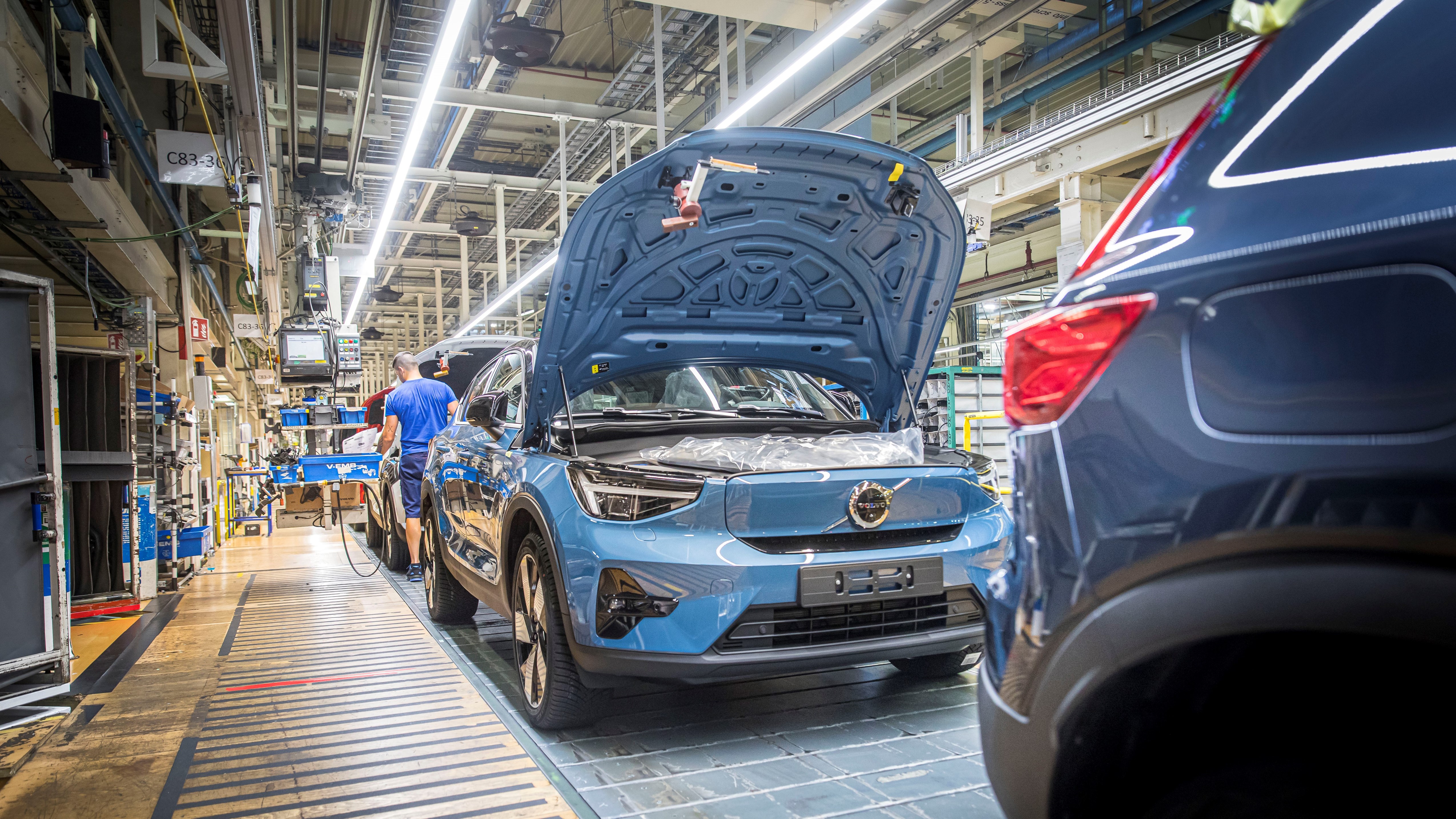 287330_volvo_cars_starts_production_of_c40_recharge_in_ghent_belgium.jpg