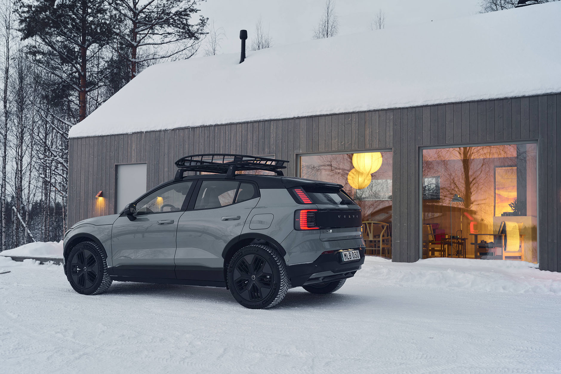 339531_volvo_ex30_cross_country_with_swedish_winter_cabin_copy.jpg