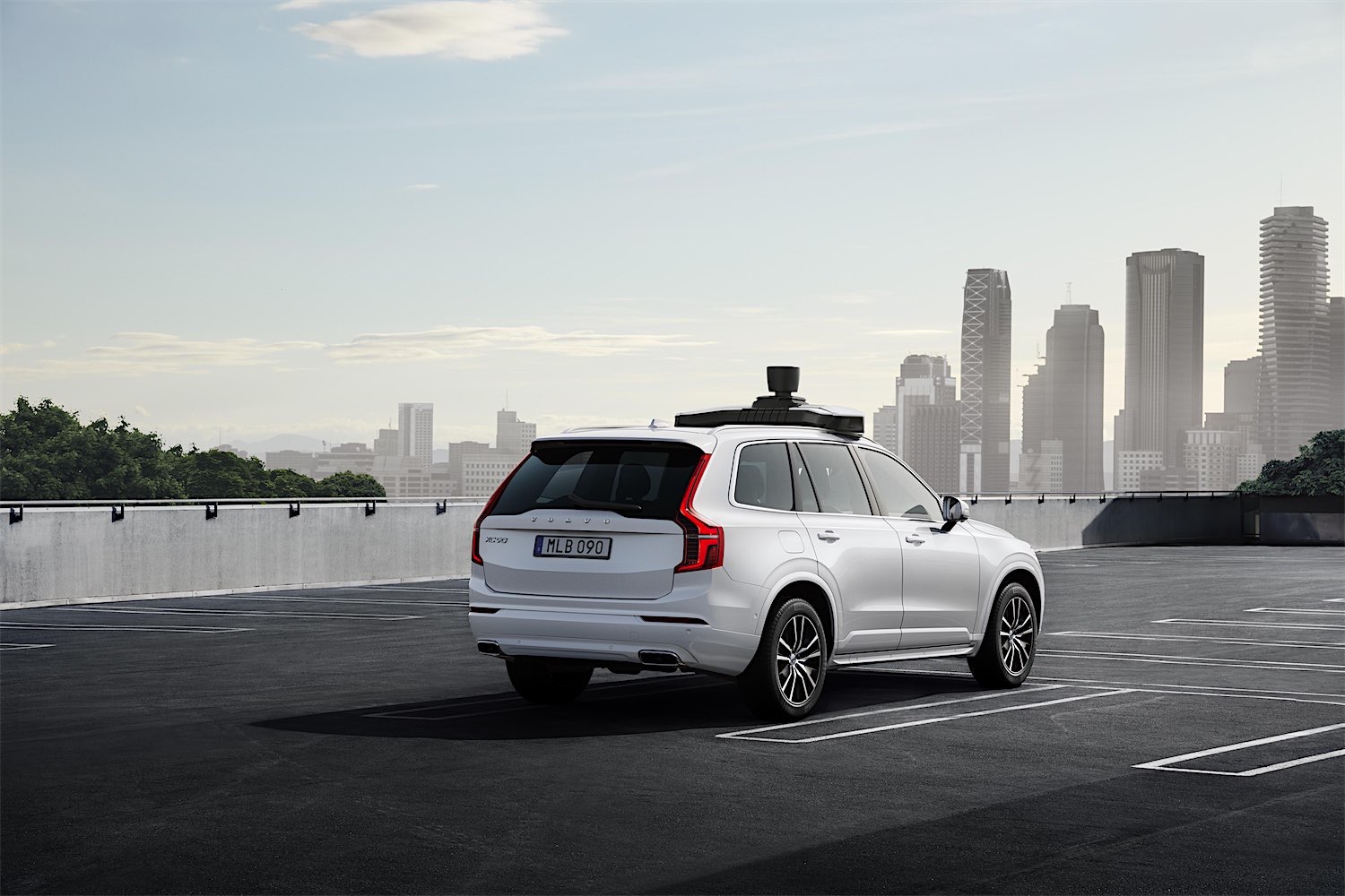 254707_volvo_cars_and_uber_present_production_vehicle_ready_for_self-driving-resized.jpg