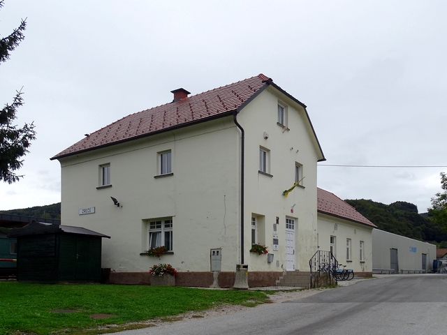 672.jpg