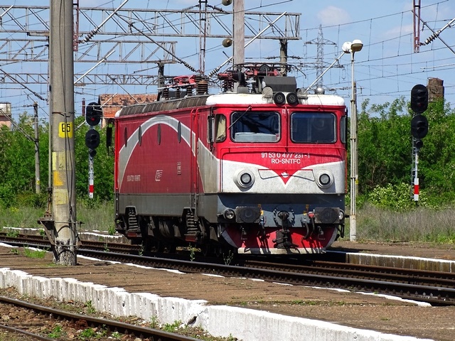 743.jpg