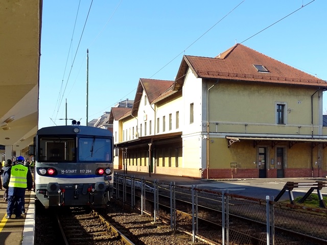 758.jpg