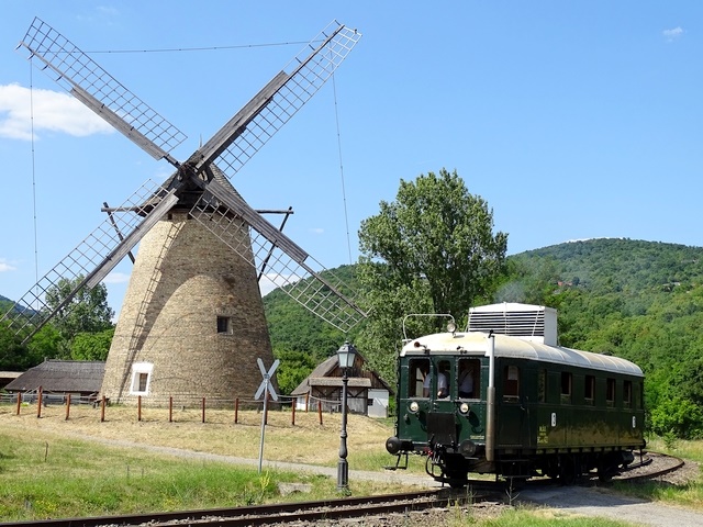 070.jpg