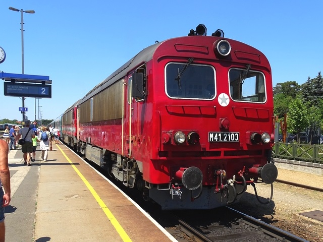 104.jpg