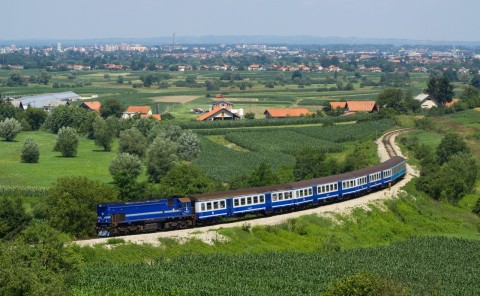 Személyvonat Horvátország Zaprešić-Čakovec-vasútvonal HŽ 2044 sorozat Wikimedia Commons featured picture kiemelt kép