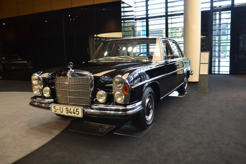 Mercedes-Benz Niederlassung München 280SE