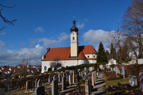 murnau templom temető