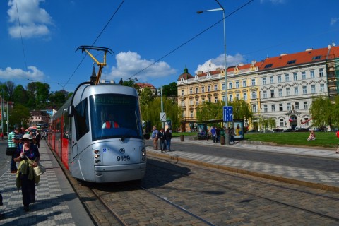 prága Škoda 14 T villamos