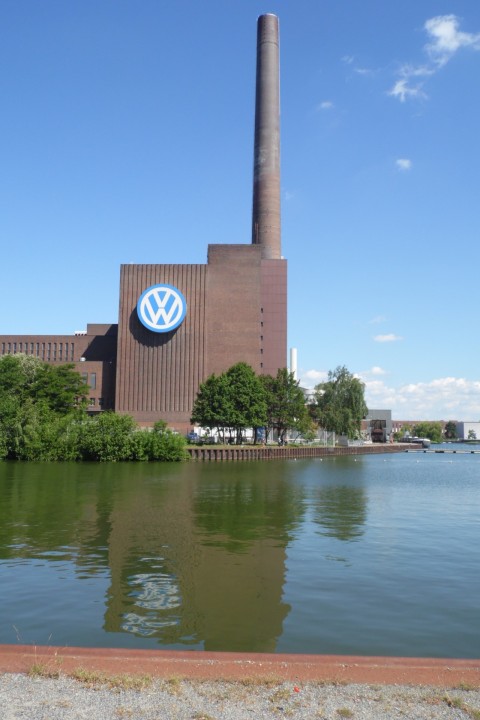 wolksburg volkswagen autostadt gyár