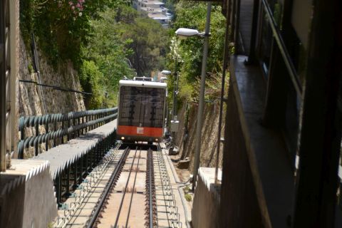 Barcelona, tibidabo, Peu del Funicular