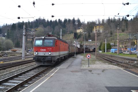 Bahnhof Semmering Semmeringbahn tehervonat ÖBB 1144
