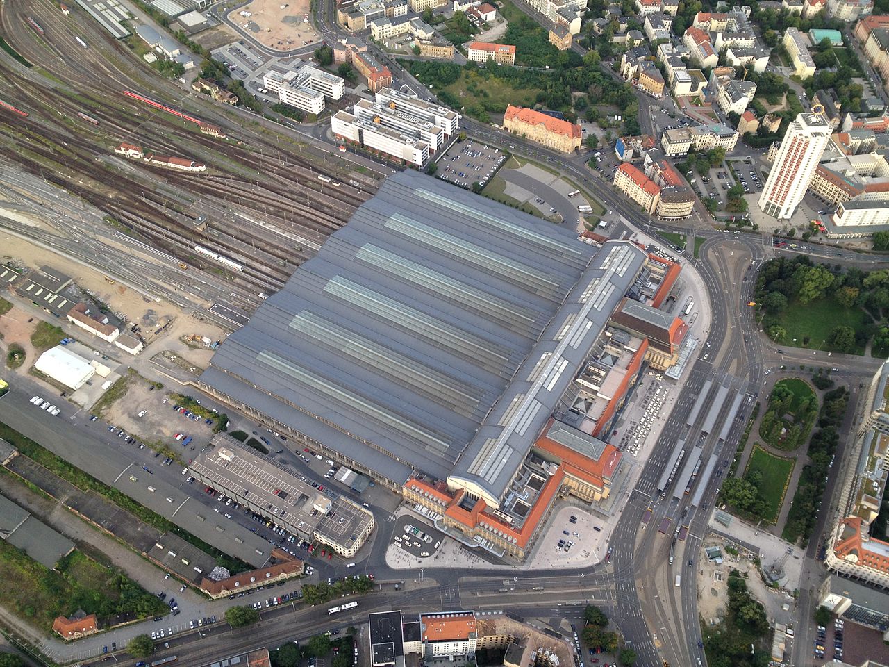 hauptbahnhof_leipzig_top_view.jpg