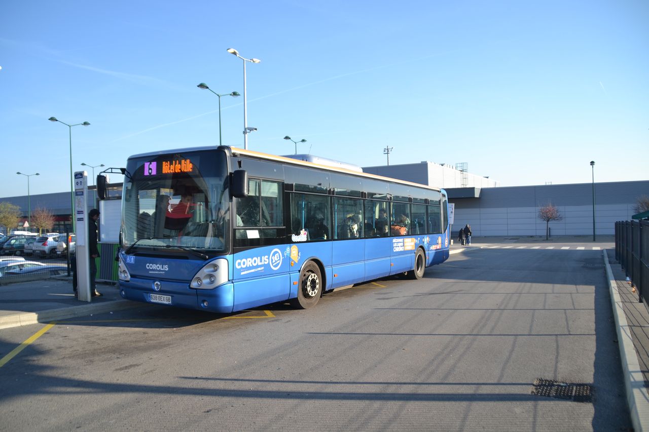 Beauvais-Tille repülőtér, busz