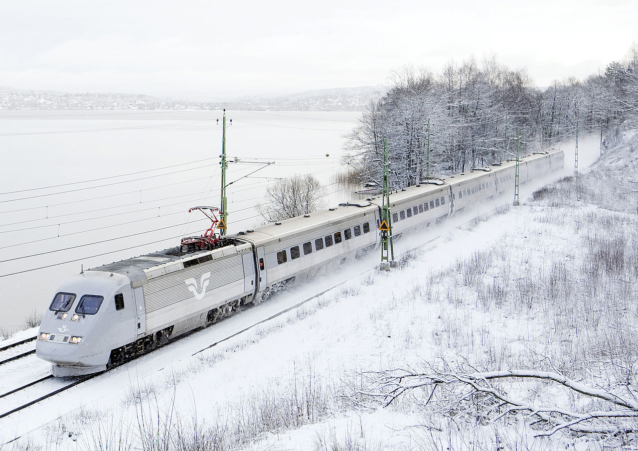 sj x2 x2000 svéd nagysebességű vonat inga