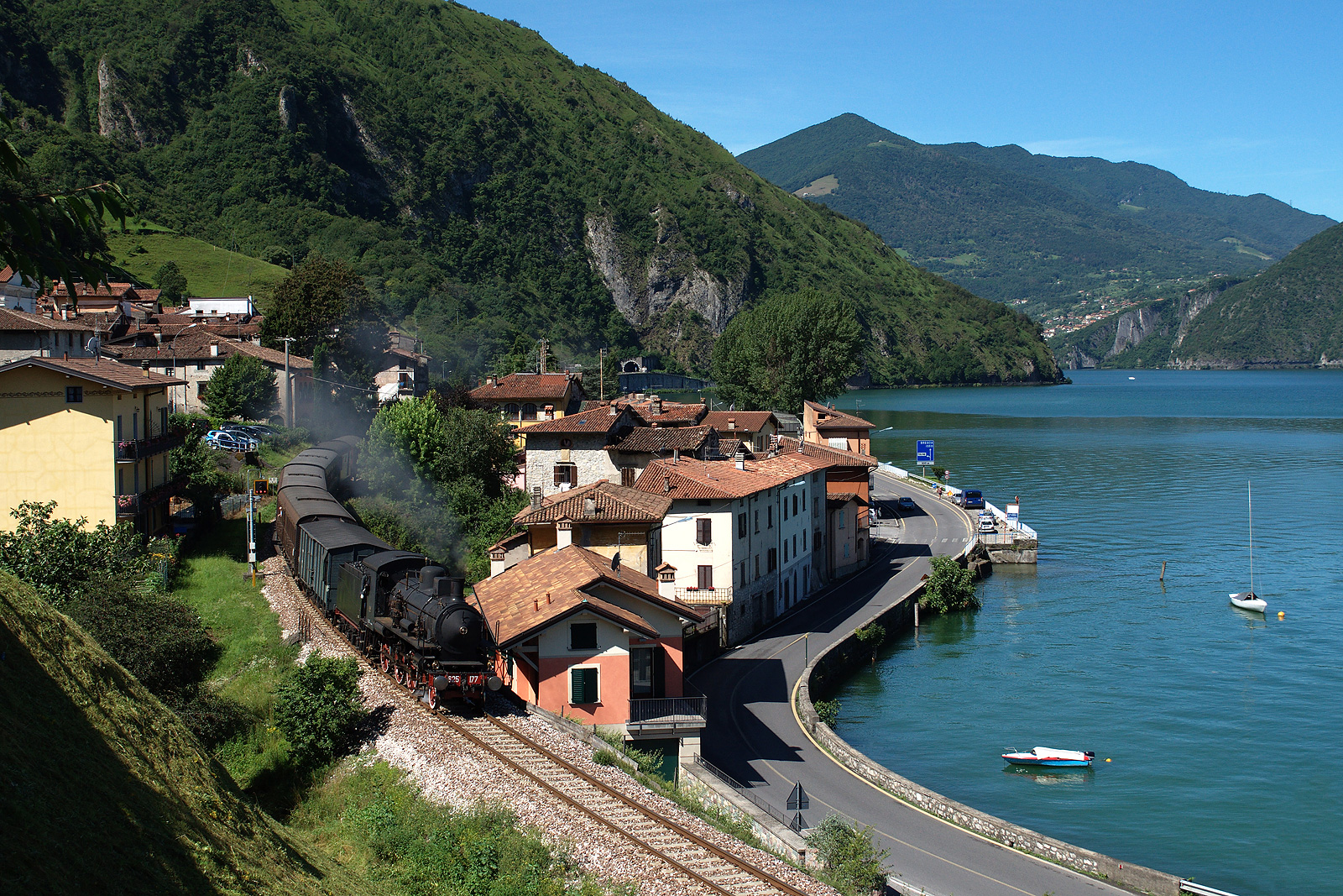 Toline, Brescia–Iseo–Edolo-vasútvonal