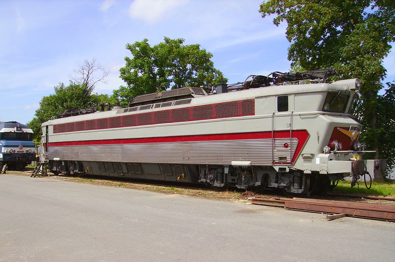 1280px-locomotive_cc-40110.jpg