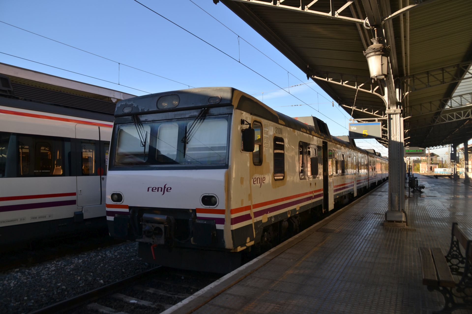 aranjuez, állomás, spanyolország, dízel motorvonat