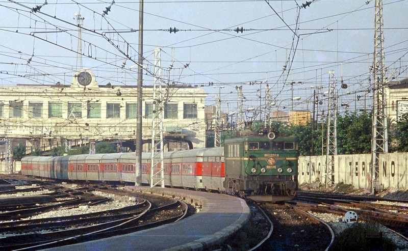 Catalan-Talgo, Barcelona, Estacion de Francia, 1981 július 7, RENFE 269 sorozat