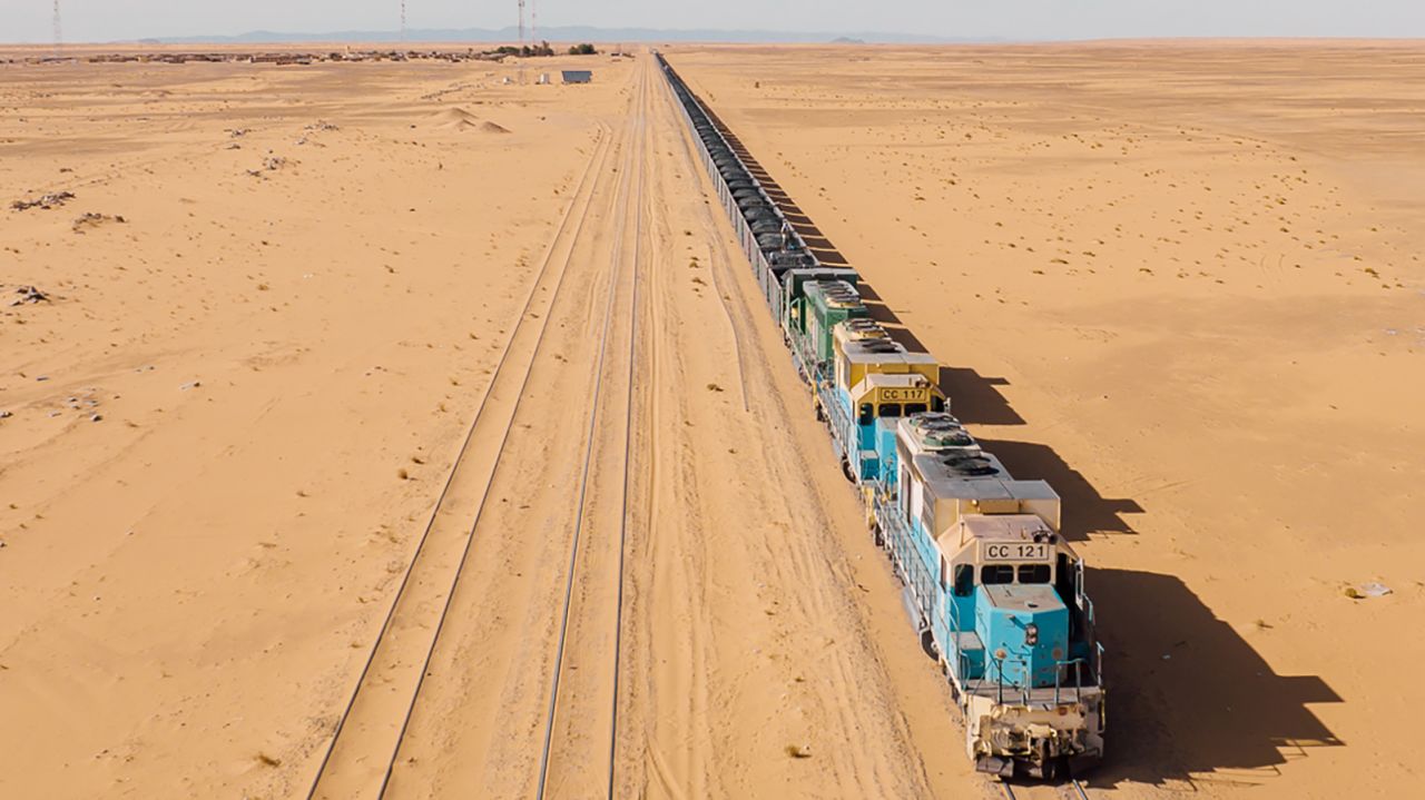220928093316-02-honeymoon-iron-ore-train-mauritania.jpg