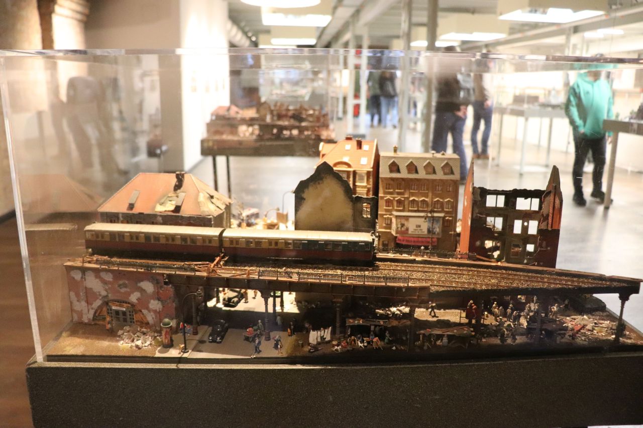 miniatur wunderland, berlini fal, hamburg, dioráma, h0, 1:87