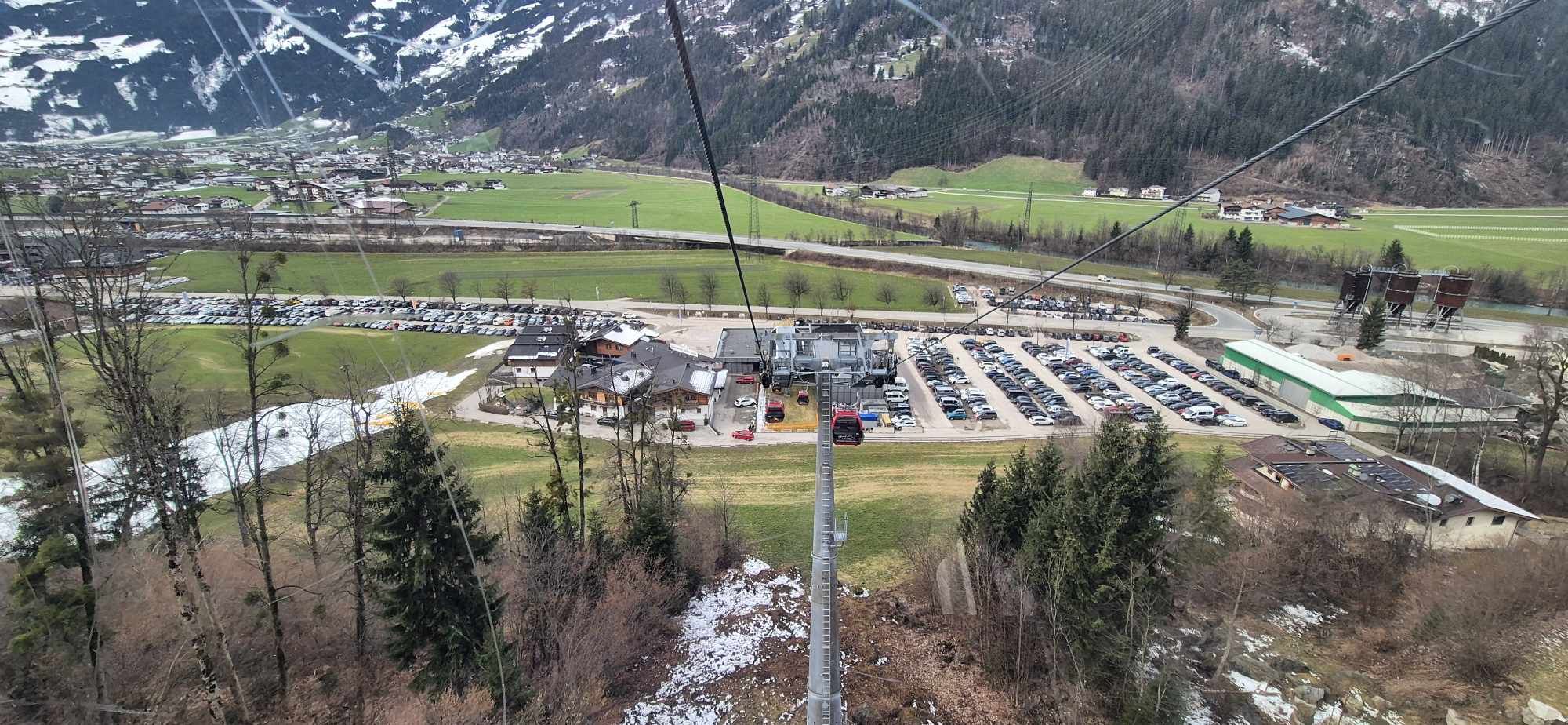 Zillertal Arena, karspitzbahn, felvonó, ausztria, síszezon