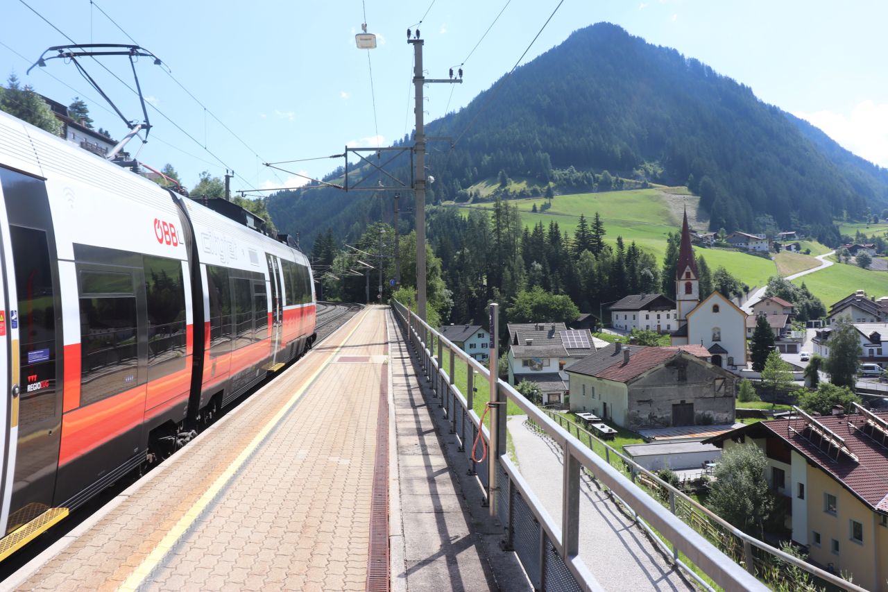 öbb talent, ausztria, innsbruck hauptbahnhof