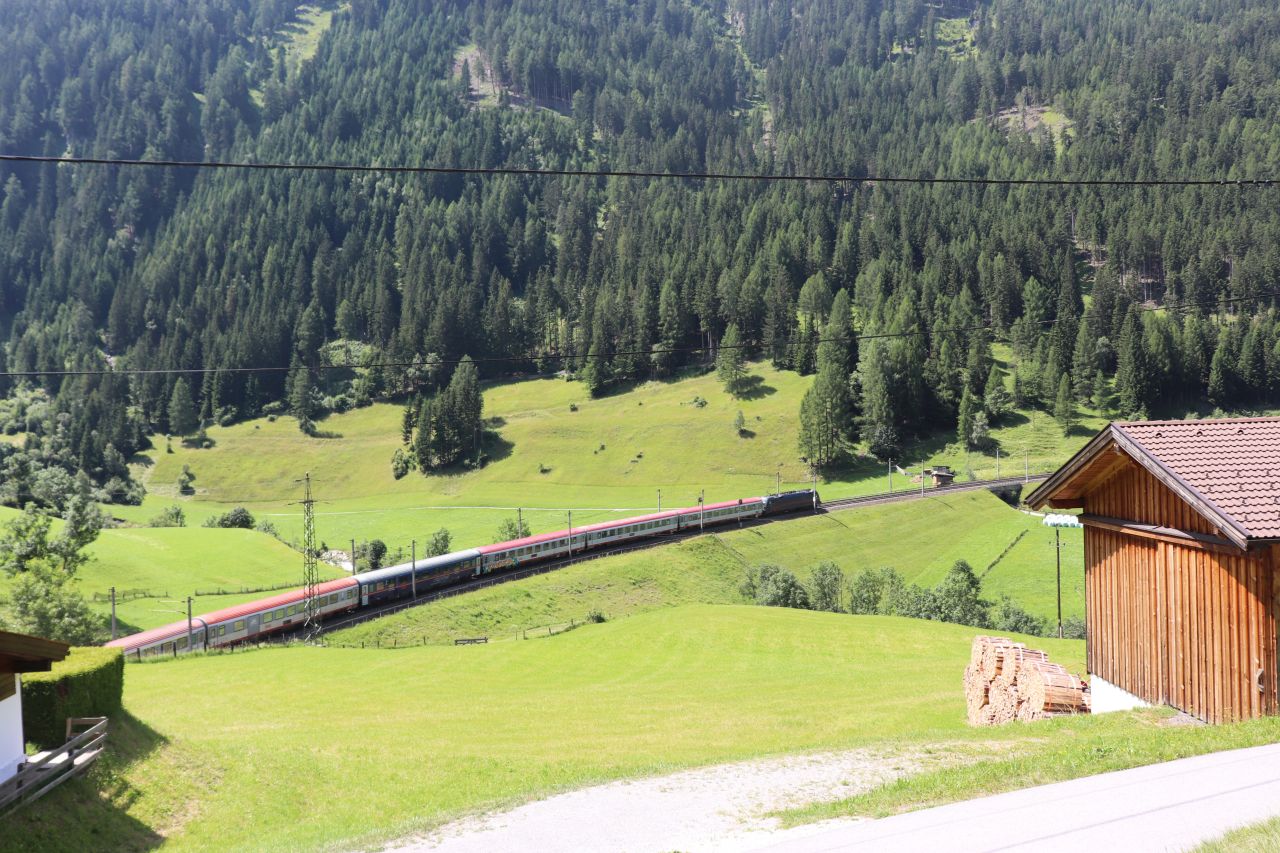 öbb talent, ausztria, innsbruck hauptbahnhof