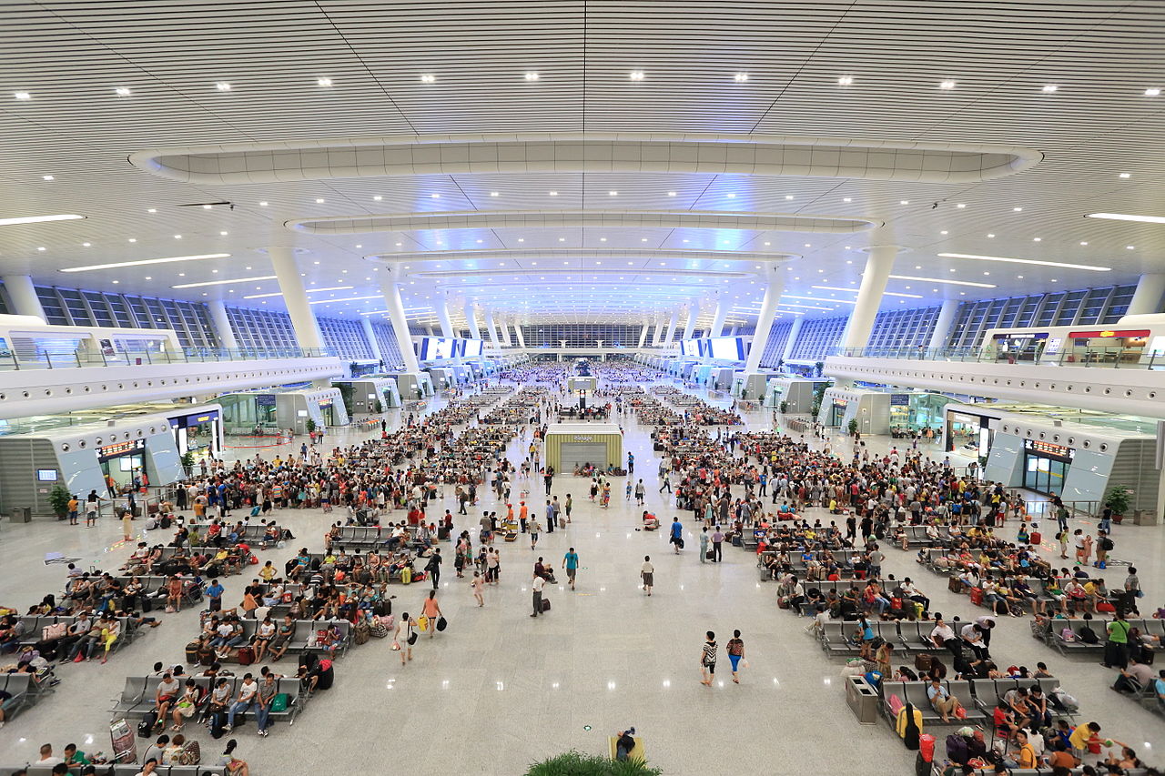 hangzhou_east_railway_station_2013_07_28_20-10-12.jpg