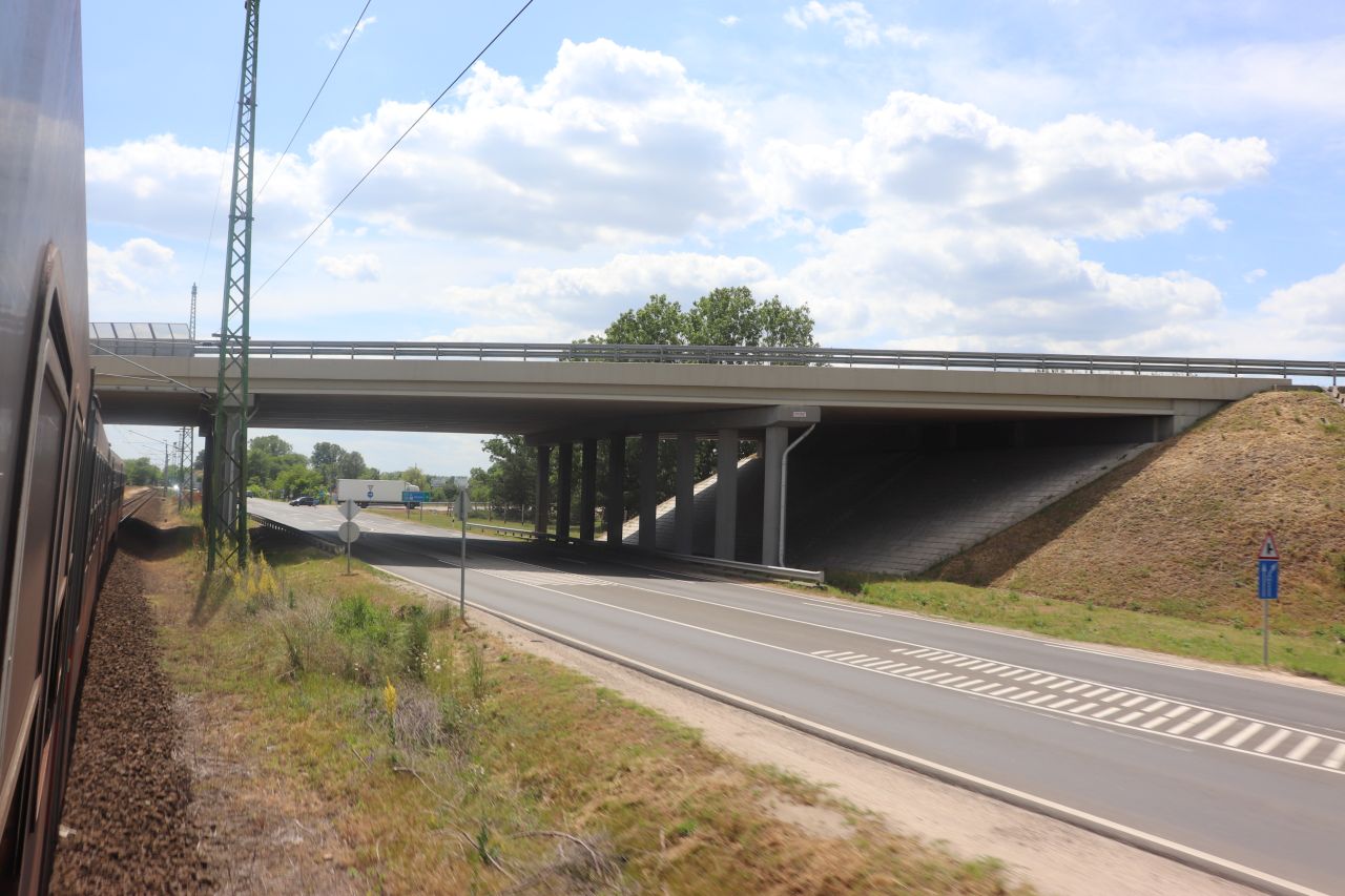 kecskemét-kiskunhalas-vasútvonal