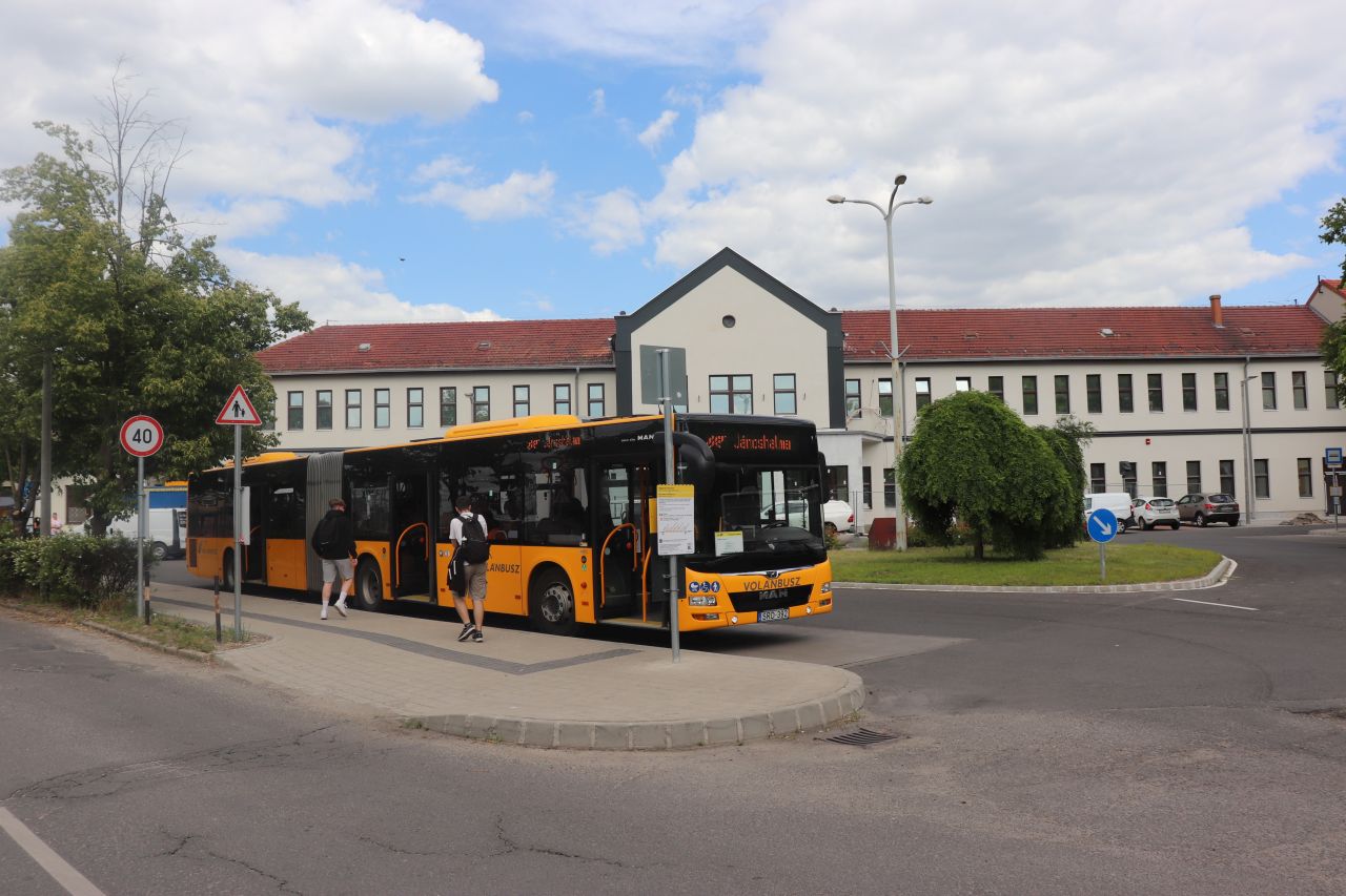 kecskemét-kiskunhalas-vasútvonal
