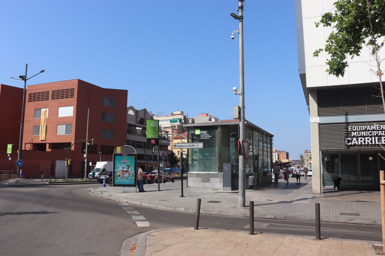 Barcelona, Az FGC Av. Carrilet állomása
