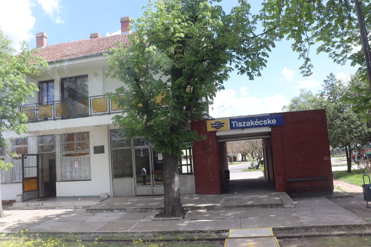 Szolnok, Kecskemét, vonatút, lakitelek állomás, bzmot