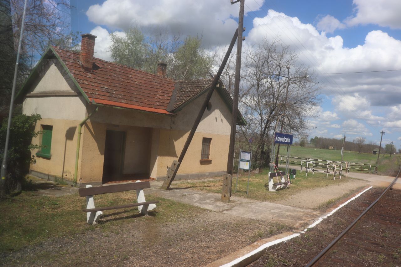 Szolnok, Kecskemét, vonatút, lakitelek állomás, bzmot