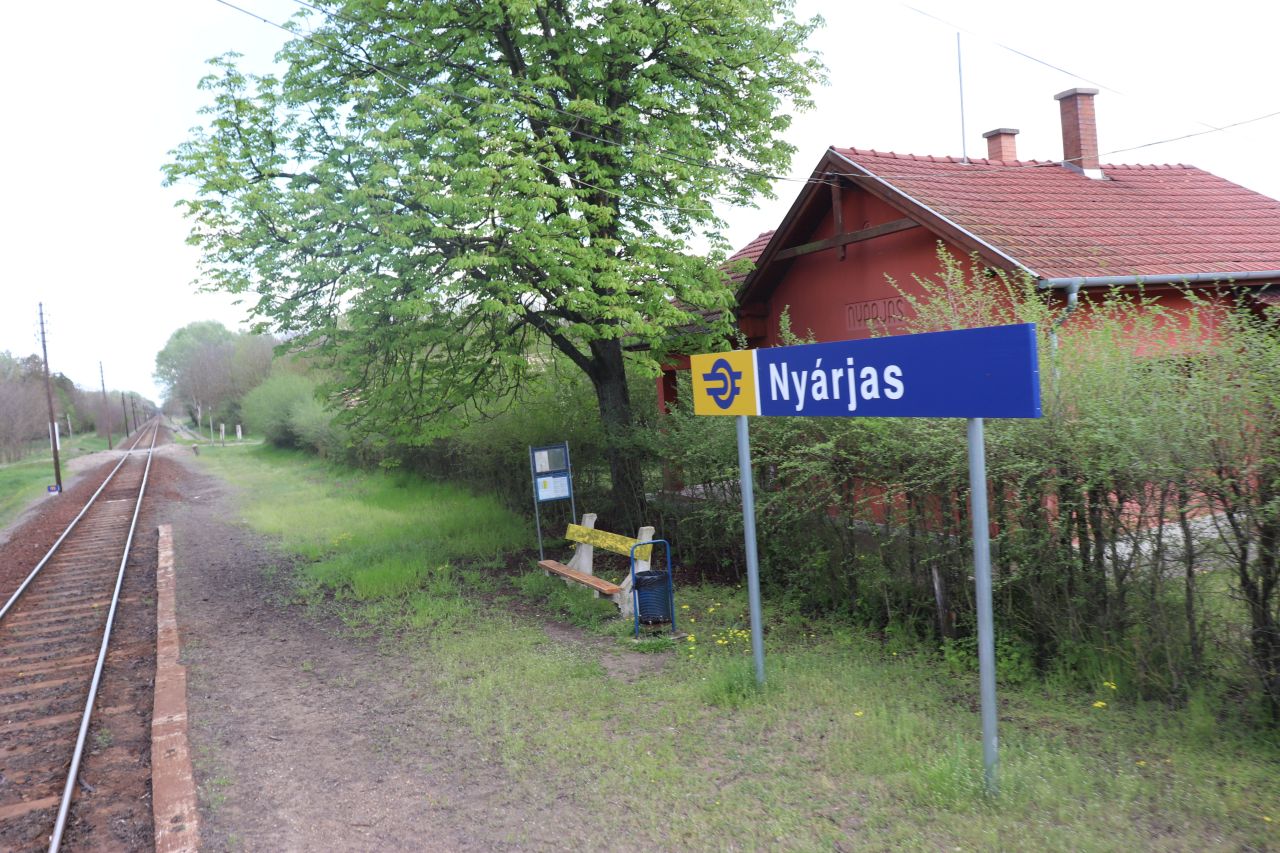 Szolnok, Kecskemét, vonatút, lakitelek állomás, bzmot